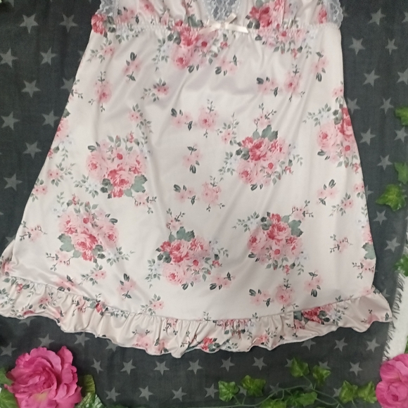 Floral Lace Trim Nightgown - Picture 9 of 12